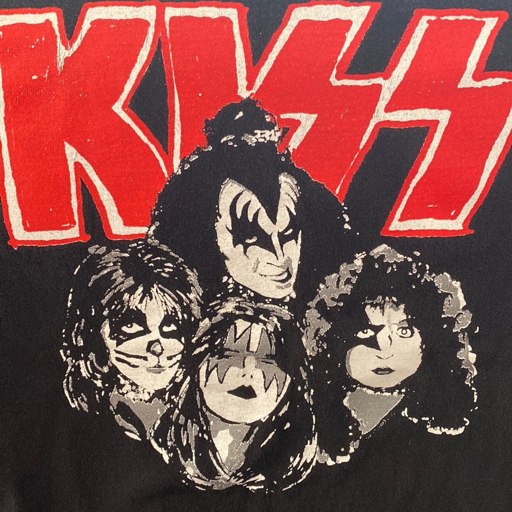 Kiss ~ Short Sleeve Tee ~ Size Large ~ Black ~ Never Used